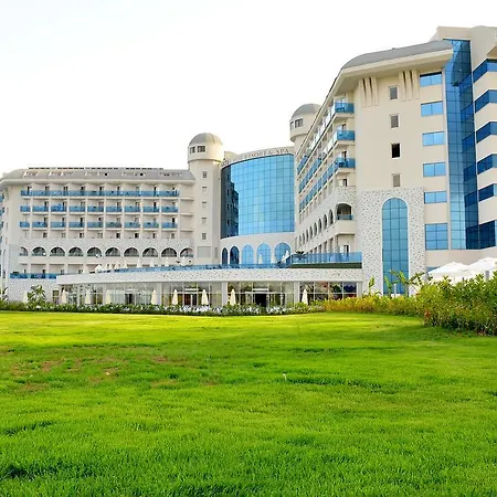 Курортный комплекс Water & 5*